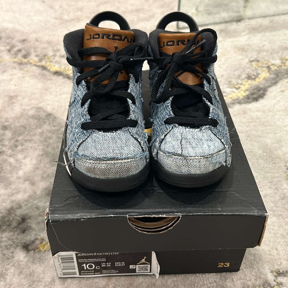 Boys Air Jordan 6 Retro